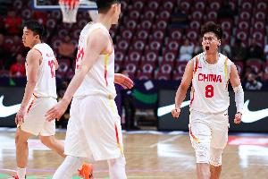 继续冲！中国男篮首节以28-19领先新西兰男篮9分